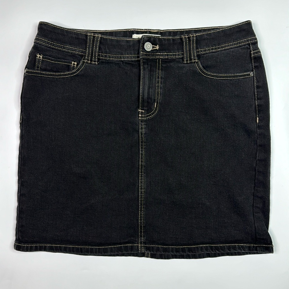 White House Black Market Black Short Pencil Skirt Size 8